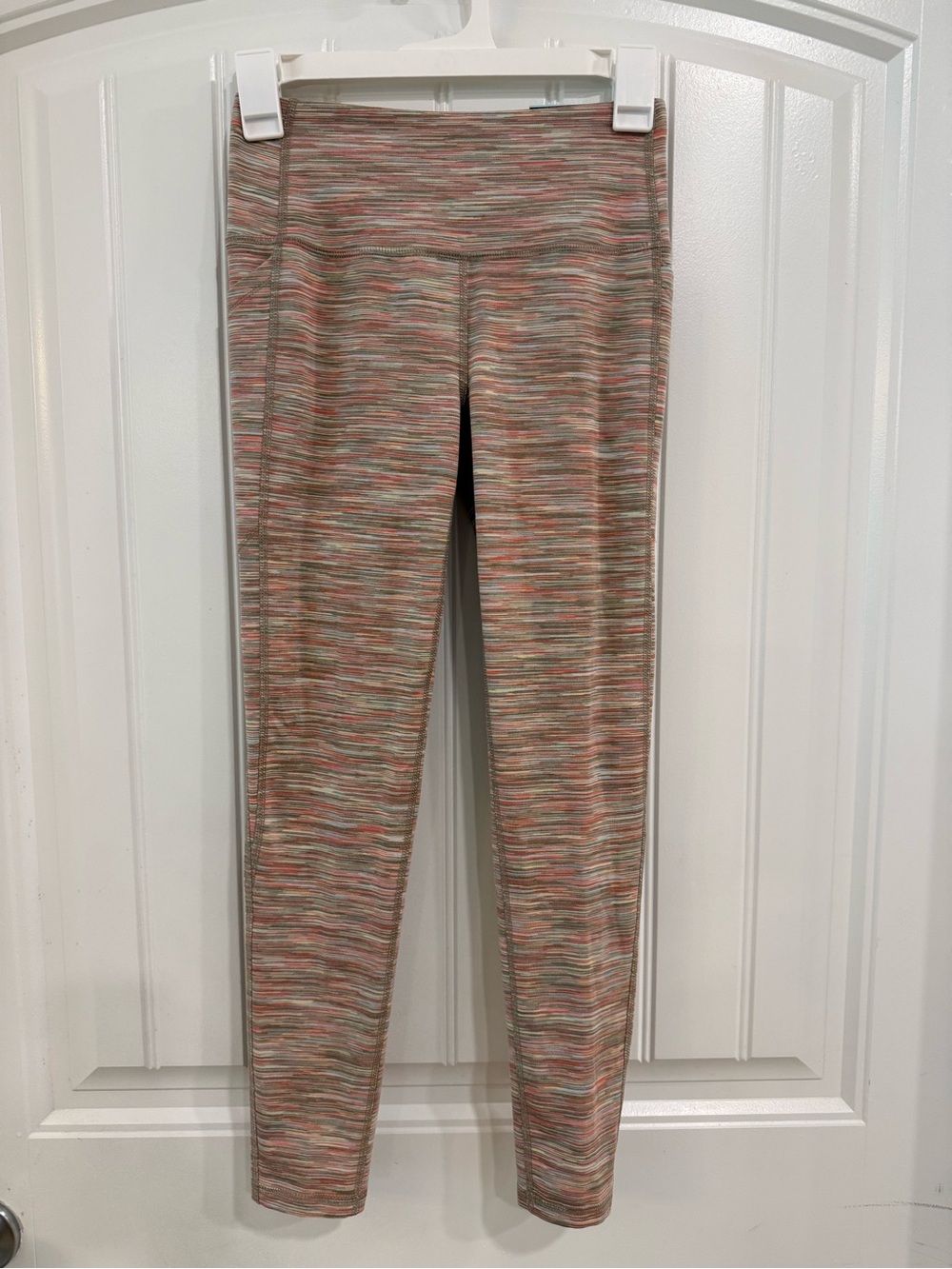 DSG Multicolor Space-Dye Leggings in Coral Mix